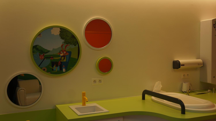 Bedroom 3, Vayamundo Houffalize, Luxembourg