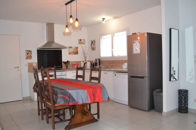 Others 3, Maison cosy tout confort dans un cadre de verdure, Tarn
