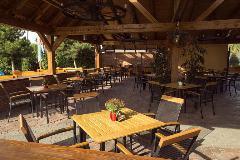 Food & Drinks 2, Penzion a Restaurace Na Netrebe, Pardubice