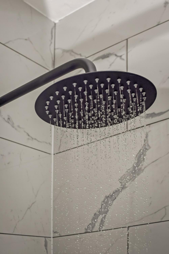 Bathroom 3, Cuckoo Rooms, Essex