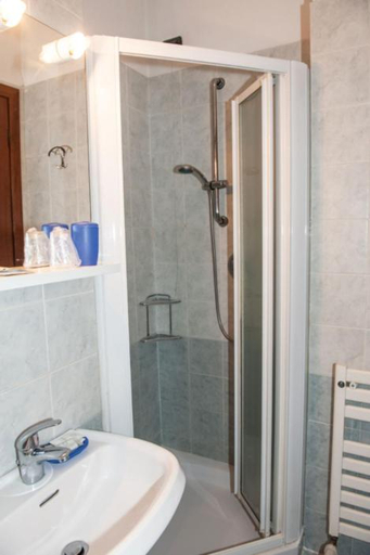 Bathroom 6