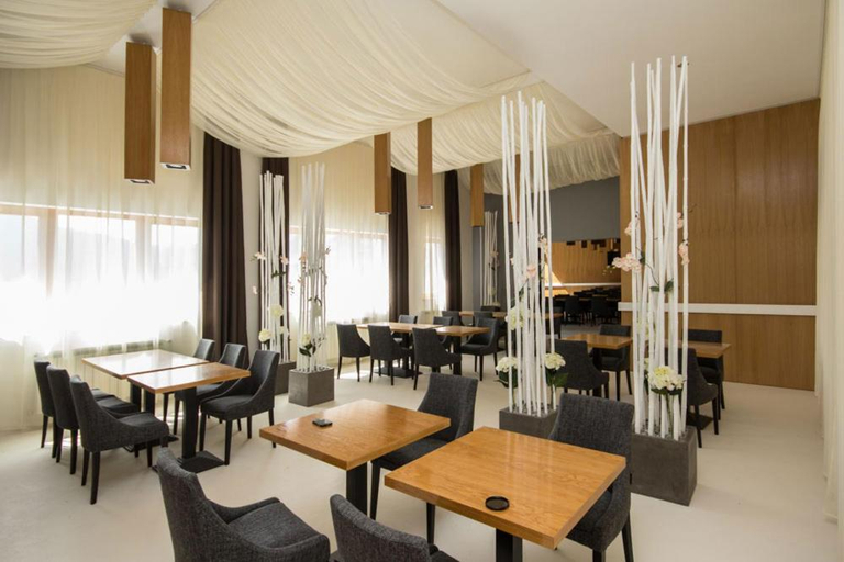 Food & Drinks 4, Pensiunea Art 1000, Poieni