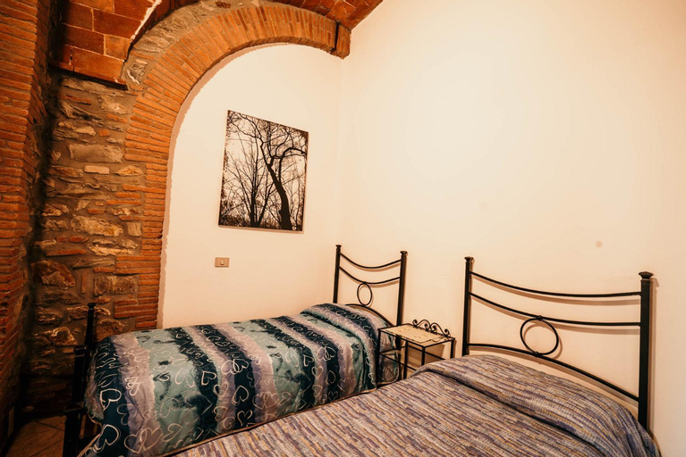 Bedroom 25