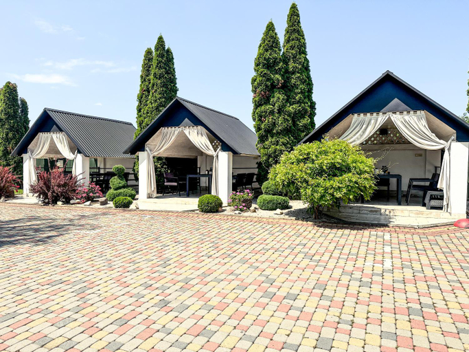 Exterior & Views 1, Koral Hotel, Mukachivs'kyi