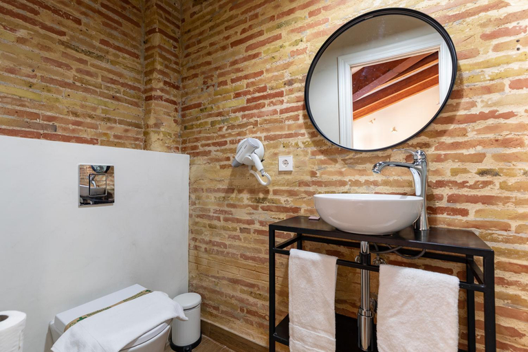 Bathroom 3, Casa del Patriarca, Valencia