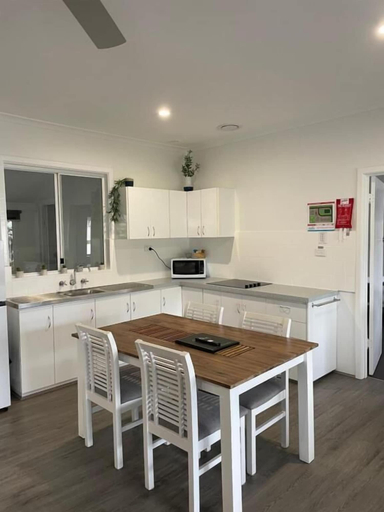 Others 4, Busselton Jetty Chalets, Busselton