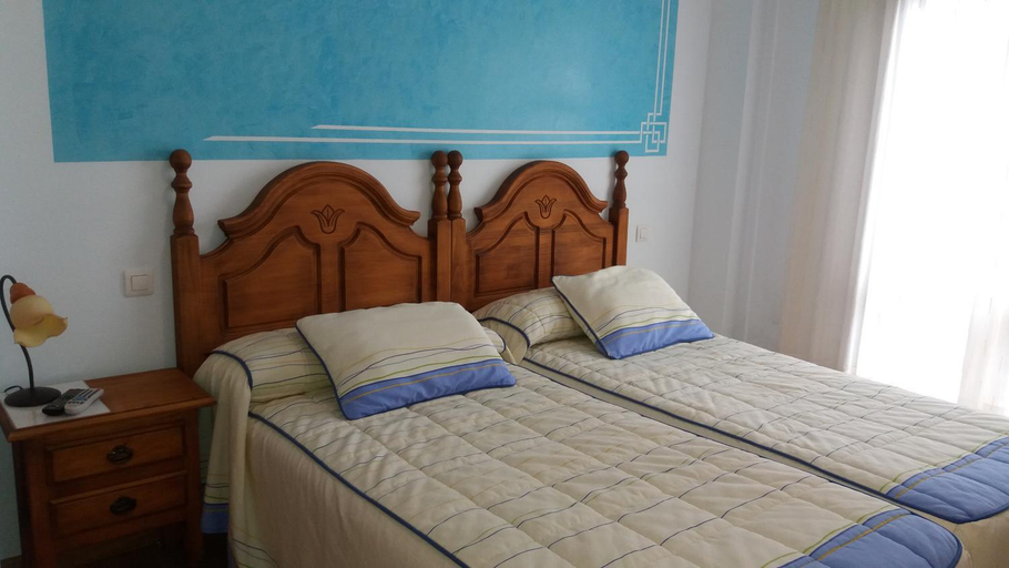 Bedroom 2, Hotel Brezales, Soria