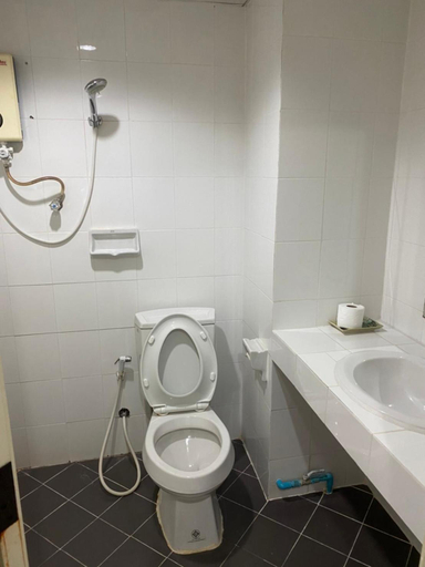 Bathroom 3, Sun Moon Hotel, Muang Loei