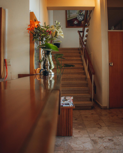 Public Area 2, Kallithea INN