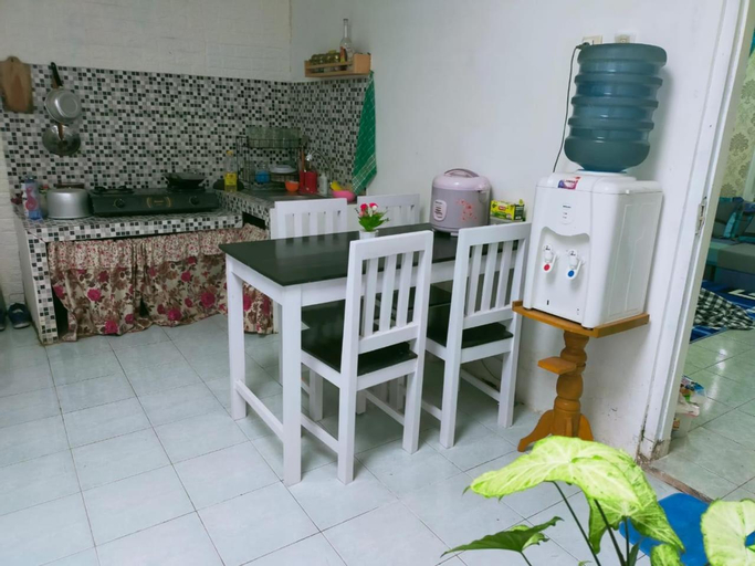 Dining Room 6
