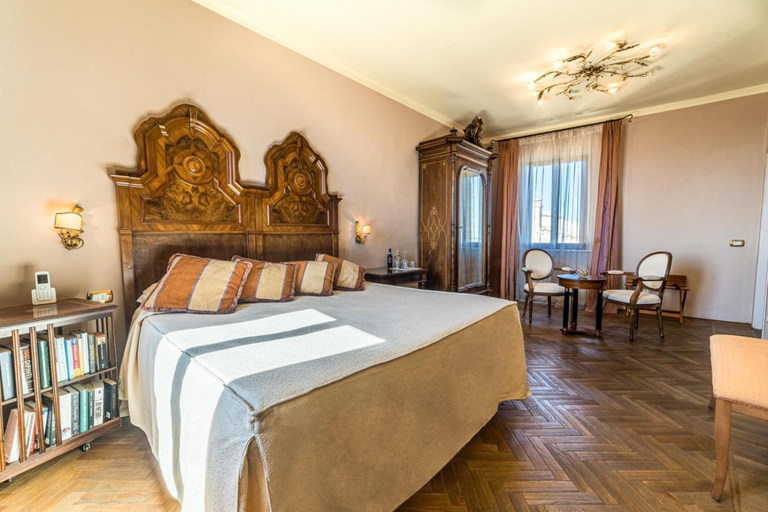 Bedroom 2, La Locanda Di San Francesco Hotel, Siena