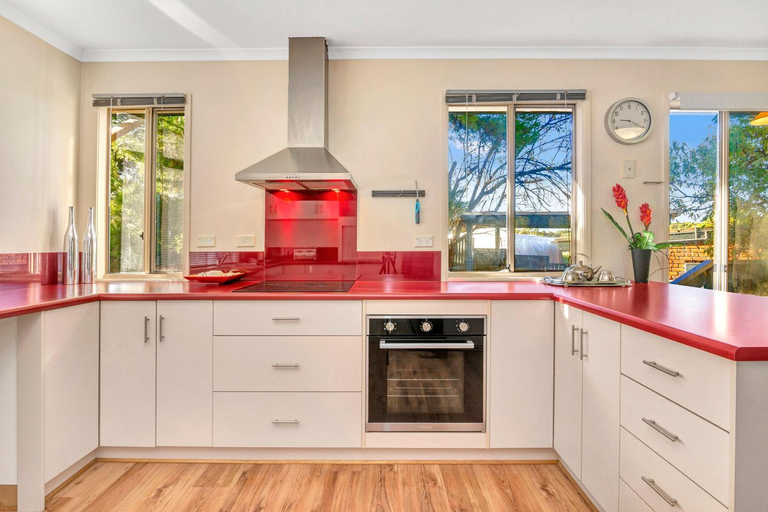 Kitchen 3, All Decked Out - C21 SouthCoast Holidays, Adelaide