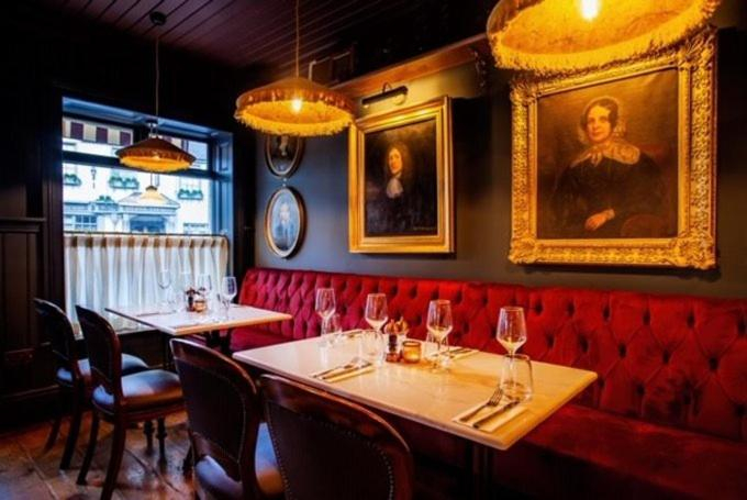 Food & Drinks 2, The Rooms at Cunningham's - adults Only