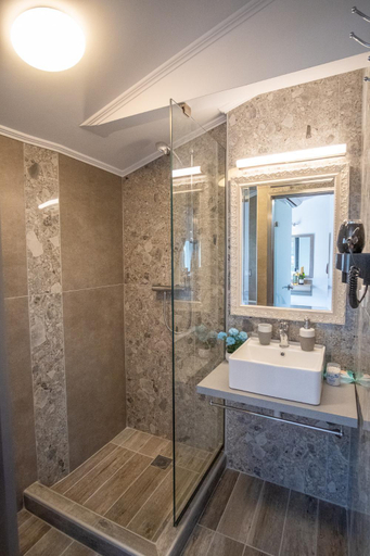 Others 5, Serenity Luxe Suites, Epirus