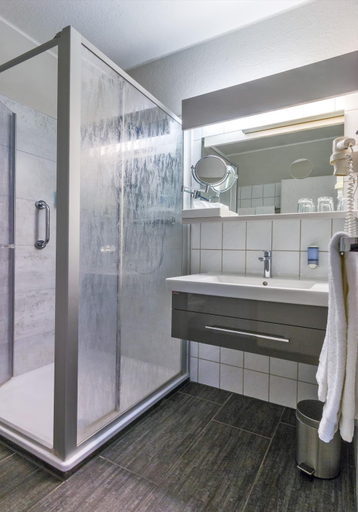 Bathroom 3, Hotel-Restaurant Kamper Superior, Ammerland
