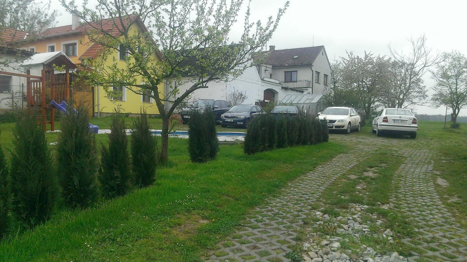 Others 4, Ubytovani Macku, České Budějovice
