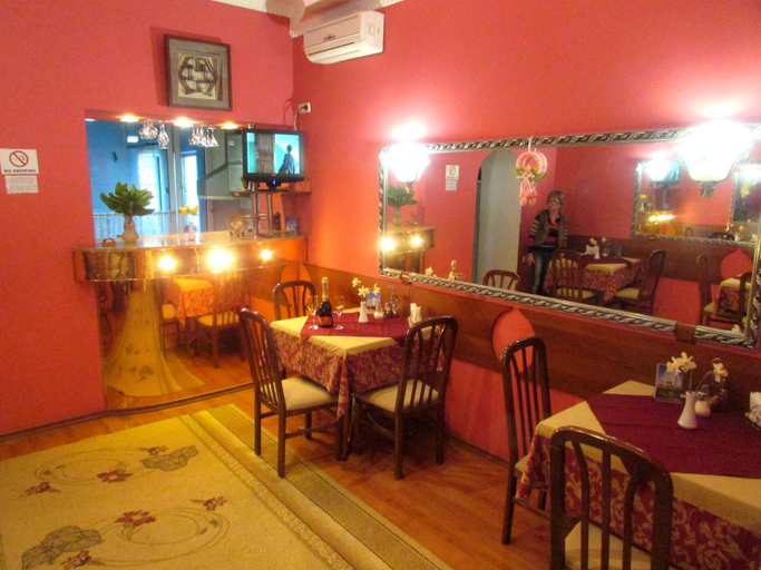 Food & Drinks 5, Old Town, Izma‹l's'ka