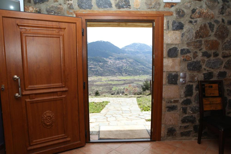Others 5, Pasithea Mountain Chalet, Peloponnese