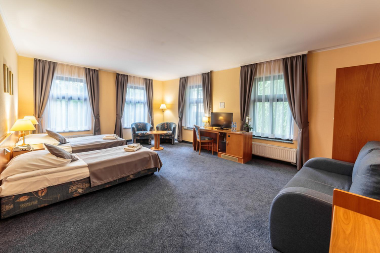 Bedroom 4, Fenix, Jelenia Góra City