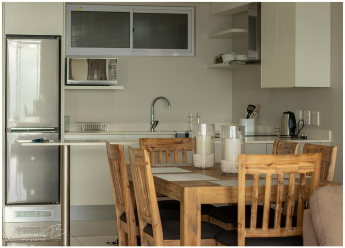 Kitchen 4, View @ The Bay Apartments, Eden