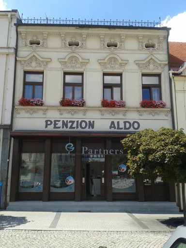 Others 2, Penzion Aldo, Karviná