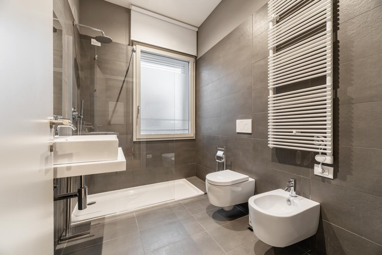 Bathroom 4