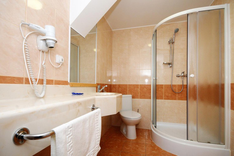 Bathroom 3, Hotel Restaurant Na Statku, Třebíč