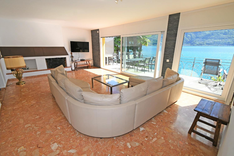 Others 5, Villa Genovese al Lago, Locarno