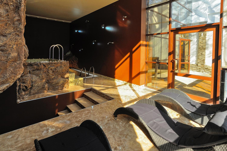 Others 5, Villa Adriano, Sochi gorsovet