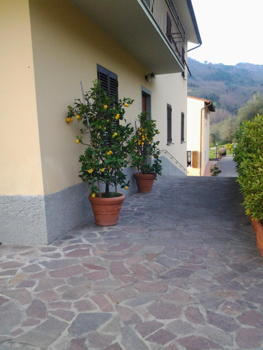 Others 2, La Casa dei Limoni, Lucca