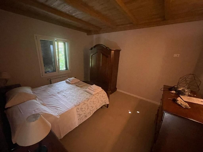 Bedroom 4, ANTICA LOCANDA LA POSTA, Bologna