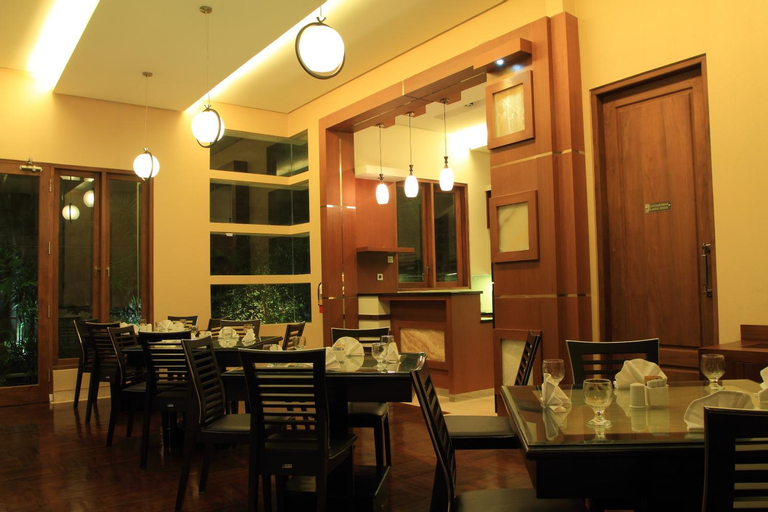 Restaurant 2