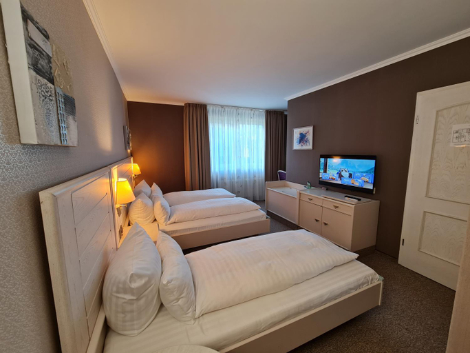 Bedroom 6