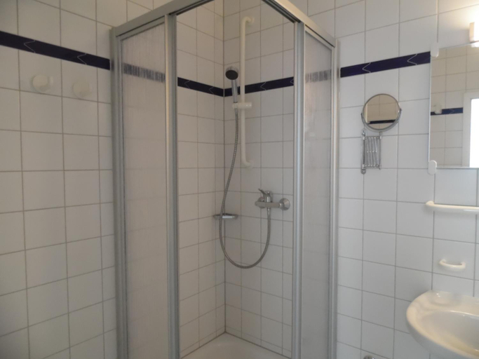 Bathroom, Augustenhof, Vogtlandkreis