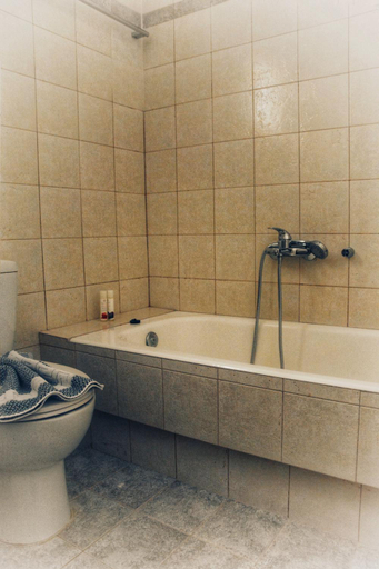 Bathroom 2, Albatross Seafront House, South Aegean
