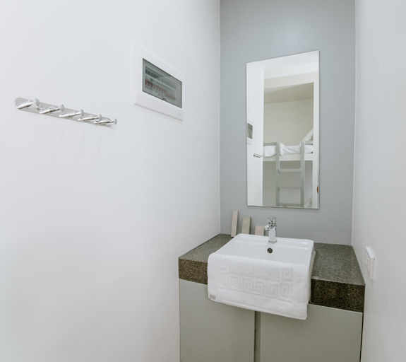 Bathroom 4