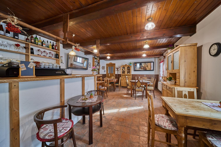 Food & Drinks 2, POD SVATOU ANNOU - penzion a kavarna, Trutnov
