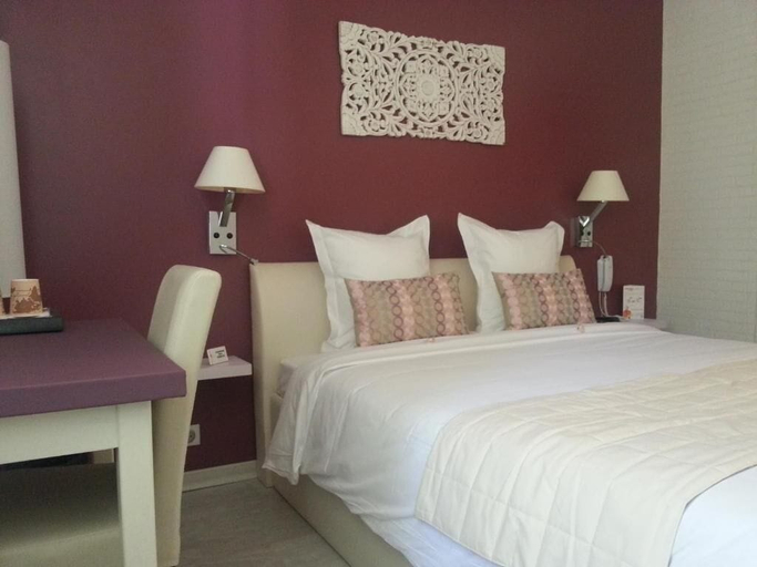 Bedroom 4, Hôtel Beausoleil, Drôme