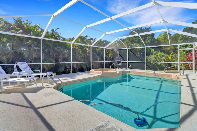 Swimming pool, Villa Anna Retreat with Pool, Collier