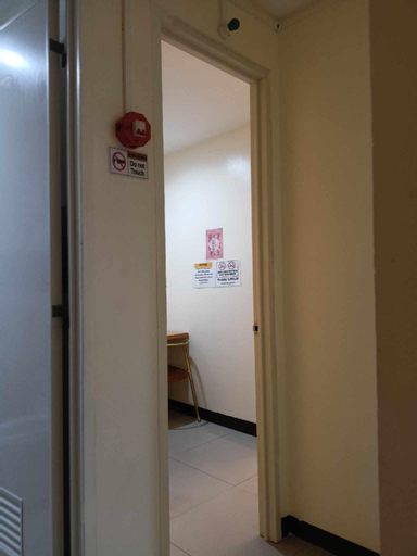 Others 4, WJV INN Lahug (Shared Bathroom), Cebu City