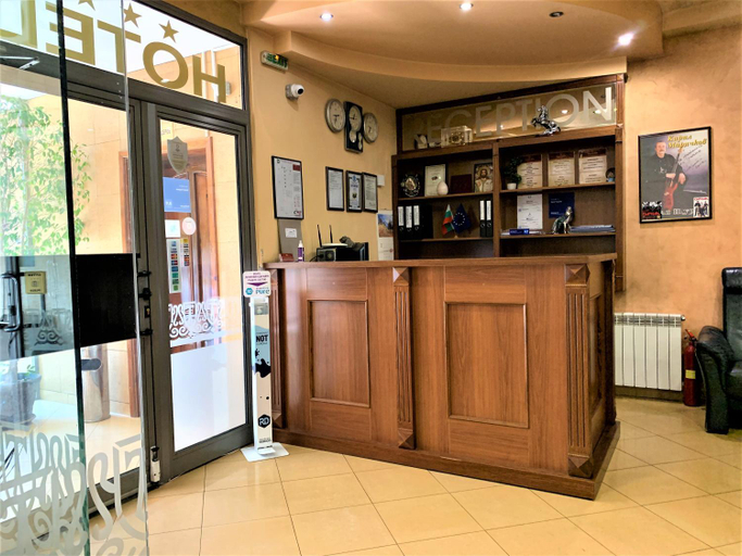 Others 2, Hotel Trayana, Stara Zagora