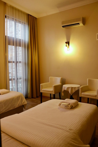 Bedroom 3, Eden Selene Hotel, Ayvalık