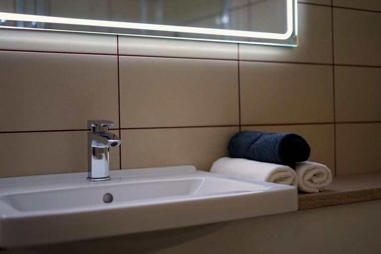 Bathroom 1, Zamecky penzion, Vsetín