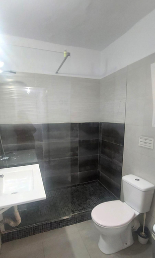 Bathroom 2, Coordenadas Ibiza, Baleares