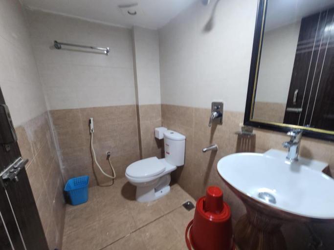 Bathroom 2, Hotel S.A International, Cox's Bazar
