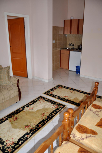 Others 4, Apartments Perezaj