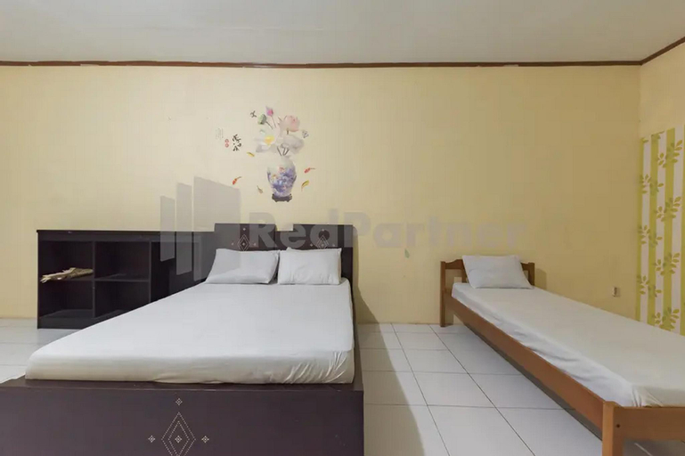 Bedroom 13