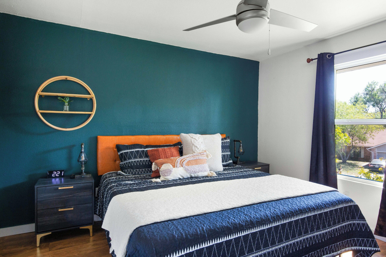 Bedroom 2, Bedroom in Home 7 Miles from Downtown, Travis