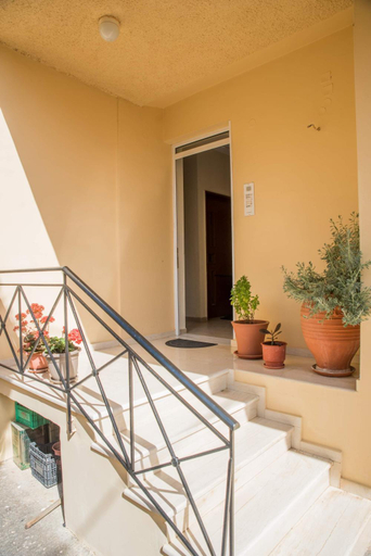 2, Kds Overlooking Chania, Crete