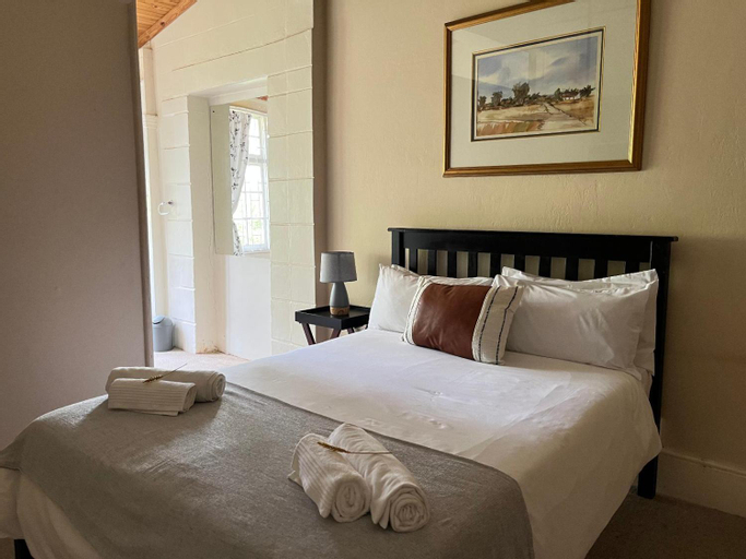 Bedroom 12